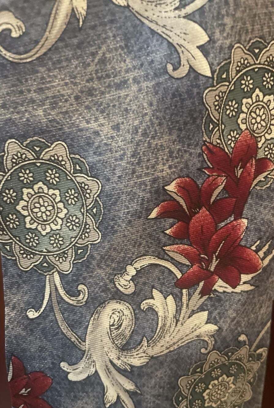 Stafford Men's Blue and Burgundy Floral Silk Necktie